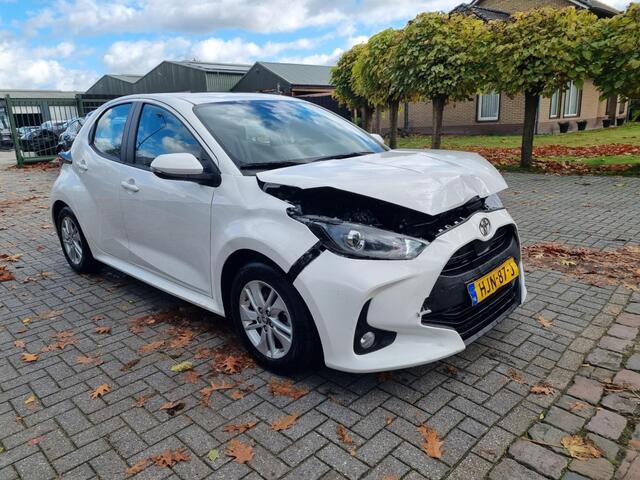 Toyota YARIS 1.5 Hybrid 115 Bns