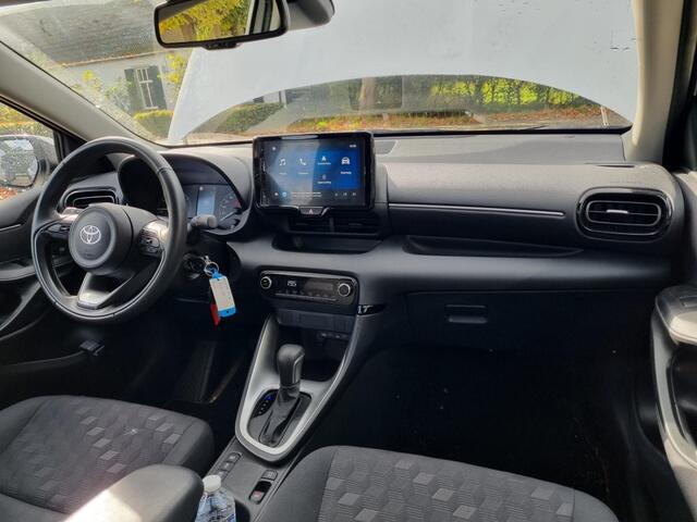 Toyota YARIS 1.5 Hybrid 115 Bns