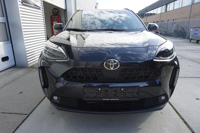 Toyota YARIS Cross 1.5 Hybrid 130 Dynamic |Navi|Carplay|PDC V+A|Dodehoek|Stoel en stuurverw.|Camera|