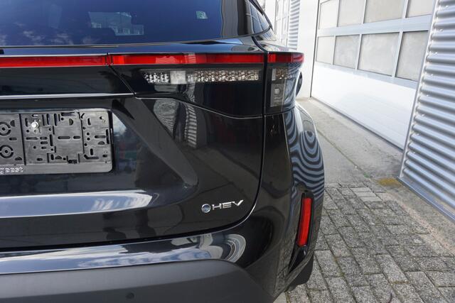 Toyota YARIS Cross 1.5 Hybrid 130 Dynamic |Navi|Carplay|PDC V+A|Dodehoek|Stoel en stuurverw.|Camera|