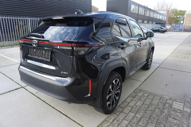 Toyota YARIS Cross 1.5 Hybrid 130 Dynamic |Navi|Carplay|PDC V+A|Dodehoek|Stoel en stuurverw.|Camera|