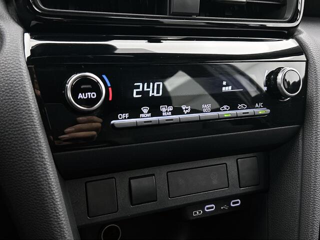 Toyota YARIS Cross 1.5 Hybrid Adventure | Parkeersensoren | Climate Control | Adaptive Cruise Control | Apple Carplay -/ Android Auto |