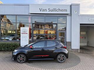 toyota-yaris-1.5-hybrid-dynamic