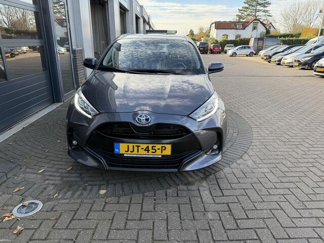 Toyota YARIS 1.5 Hybrid 115 Business