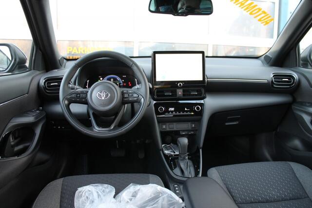 Toyota YARIS 1.5 HYBR 130 DYNAMIC TeamPlayer Design Winter pakket **Nieuw**