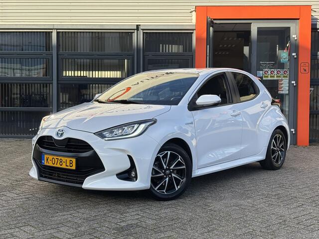 Toyota YARIS 1.5 Hybrid Dynamic / Keyless Entry / NL Auto / Applecarplay/Androidauto / Camera /