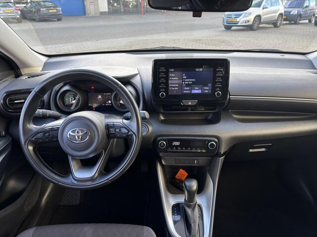 Toyota YARIS 1.5 Hybrid Dynamic / Keyless Entry / NL Auto / Applecarplay/Androidauto / Camera /