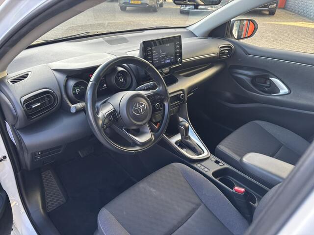 Toyota YARIS 1.5 Hybrid Dynamic / Keyless Entry / NL Auto / Applecarplay/Androidauto / Camera /