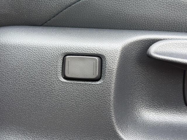 Toyota YARIS Cross 1.5 Hybrid 130 Executive **STOEL EN STUURWIELVERWARMING/ DODEHOEK DETECTIE/ ELEKTRISCHE ACHTERKLEP/ GARANTIE**