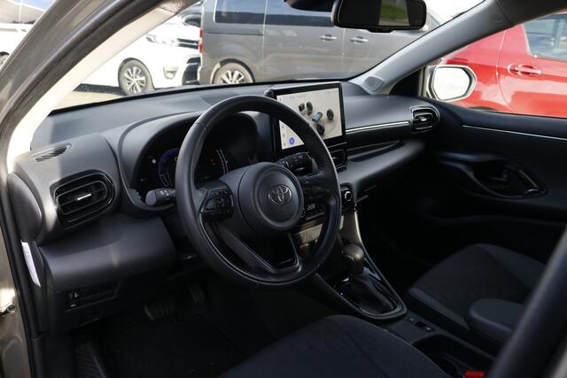 Toyota YARIS 1.5 Hybrid 115 First Edition