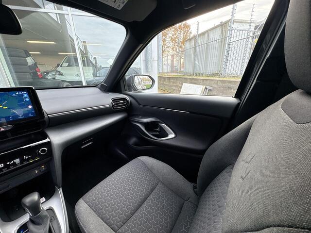 Toyota YARIS Cross 1.5 Hybrid Dynamic Edition | Rijklaar | Blindspot | Sensoren | 4 seizoen