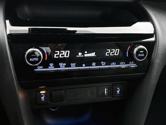 Toyota YARIS Cross 1.5 Hybrid Adventure | Half lederen interieur | Premium uitgevoerd |