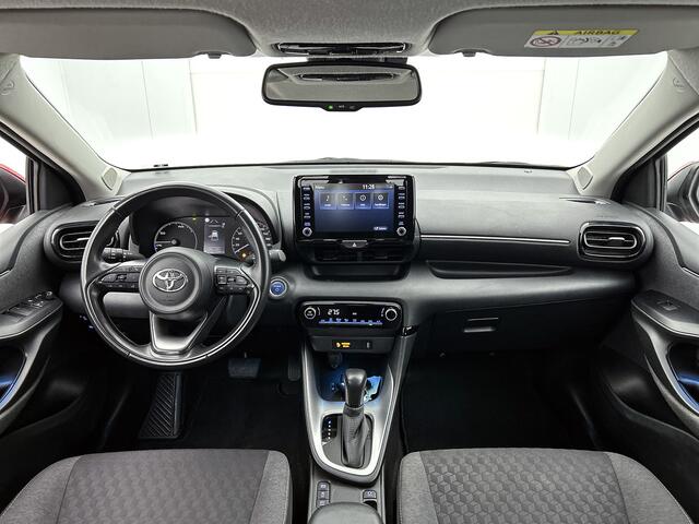 Toyota YARIS 1.5 Hybrid 115 First Edition | Dodehoek | Parkeersensoren | Stoelverwarming |