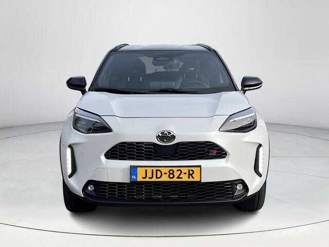 Toyota YARIS Cross 1.5 Hybrid 130 GR Sport | Navigatie | Apple CarPlay/Android auto | Achteruitrijcamera | Stoel en stuurverwarming