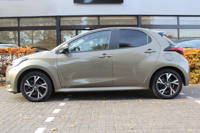 Toyota YARIS 1.5 Hybrid 115 First Edition | Rijklaar | PDC | Dodehoekdetectie | Apple/Android | Camera | Stoel/Stuur-verwarming