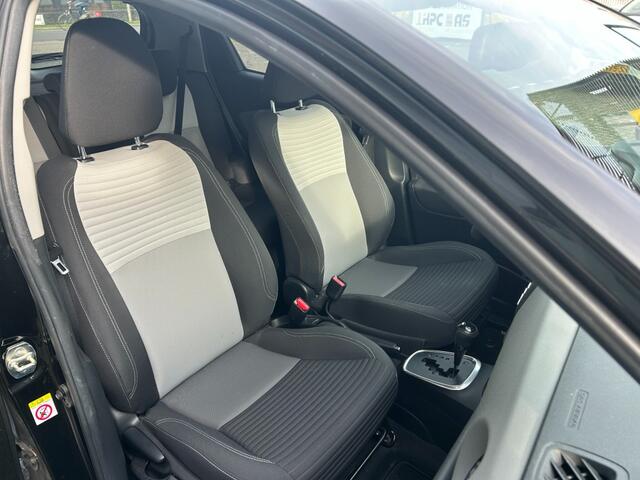 Toyota YARIS 1.5 HYBRID. DYNAMIC AUTOMAAT