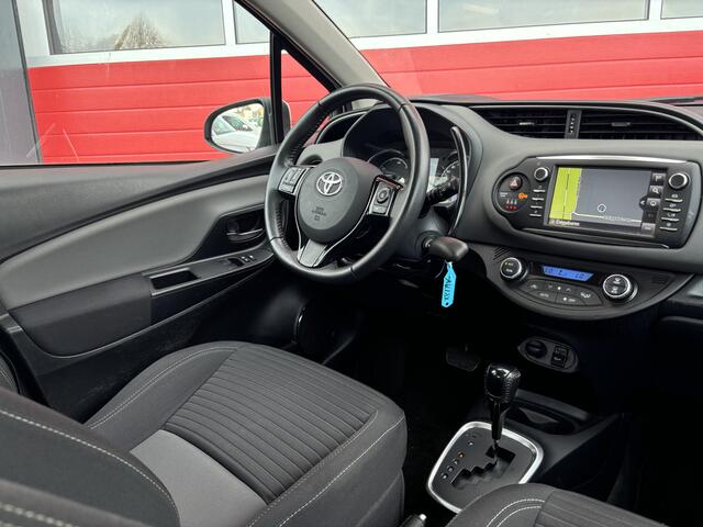 Toyota YARIS 1.5 Hybrid Active HANDGAS / MINDERVALIDE AANPASSING / NAVI / CAMERA / CLIMA / CRUISE / NL-AUTO