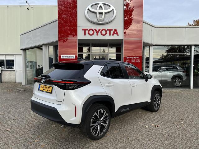Toyota YARIS Cross 1.5 Hybrid Executive | Rijklaar | NL-Auto | Stoelverwarming | JBL