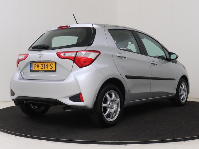 Toyota YARIS 1.5 VVT-i Aspiration | Navigatie | LM velgen |