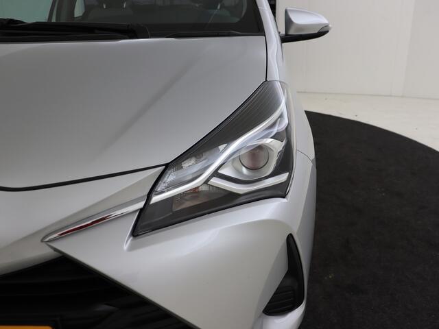 Toyota YARIS 1.5 VVT-i Aspiration | Navigatie | LM velgen |