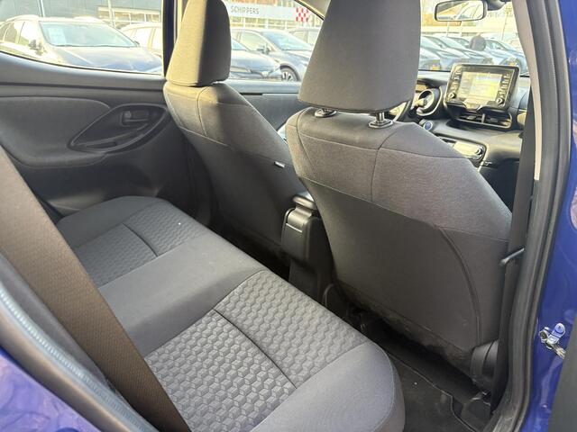 Toyota YARIS 1.5 Hybrid Dynamic Parkeersensoren | Navigatie | startknop