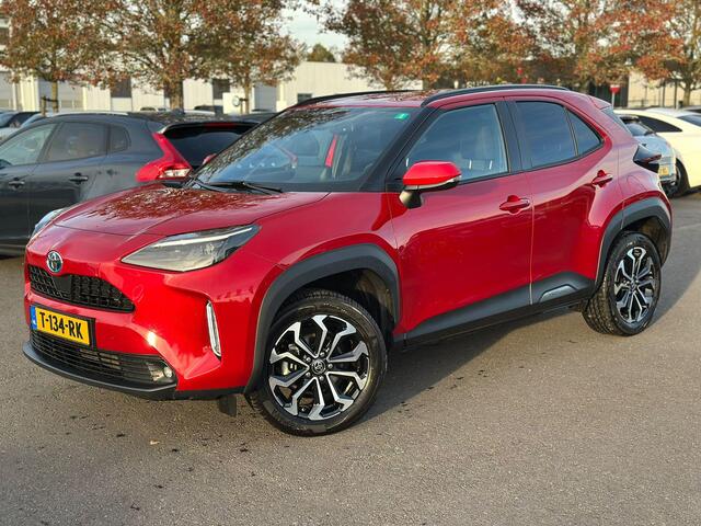 Toyota YARIS Cross 1.5 Hybrid Dynamic | Trekhaak | Camera | Navigatie | Alu velgen 17"