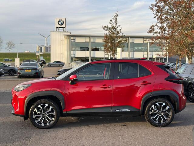 Toyota YARIS Cross 1.5 Hybrid Dynamic | Trekhaak | Camera | Navigatie | Alu velgen 17"