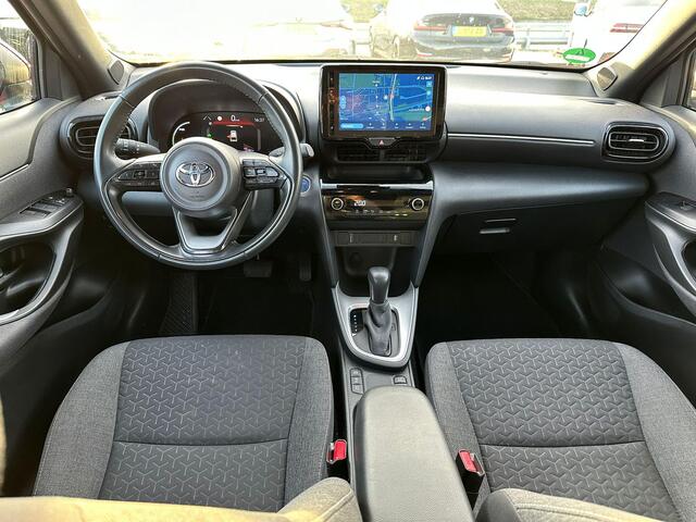 Toyota YARIS Cross 1.5 Hybrid Dynamic | Trekhaak | Camera | Navigatie | Alu velgen 17"
