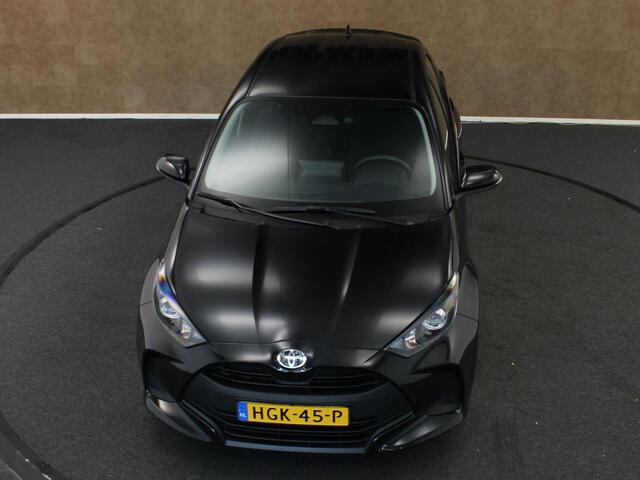 Toyota YARIS 1.5 Hybrid 115 Comfort - ORIGINEEL NEDERLANDSE AUTO - CLIMATE CONTROL - MIDDENARMSTEUN - ADAPTIEVE CRUISE CONTROL - 4 X ELEKTRISCHE RAMEN - LICHT EN REGENSENSOR - APPLE CARPLAY/ ANDROID AUTO - CAMERA
