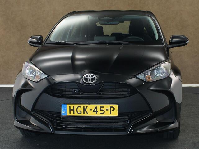 Toyota YARIS 1.5 Hybrid 115 Comfort - ORIGINEEL NEDERLANDSE AUTO - CLIMATE CONTROL - MIDDENARMSTEUN - ADAPTIEVE CRUISE CONTROL - 4 X ELEKTRISCHE RAMEN - LICHT EN REGENSENSOR - APPLE CARPLAY/ ANDROID AUTO - CAMERA