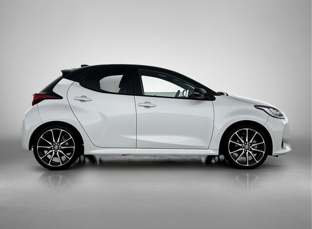 Toyota YARIS 1.5 Hybrid GR Sport | Premium uitgevoerd| JBL sound system |