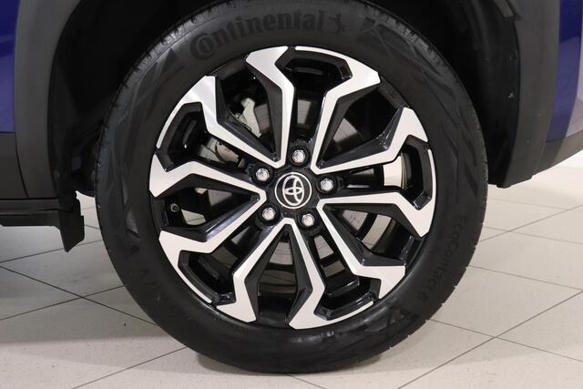 Toyota YARIS Cross 1.5 Hybrid First Edition, Afneembare Trekhaak, Apple Carplay / Android Auto, Climate Control, Camera!