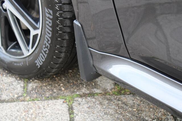 Toyota YARIS 1.5 Hybrid Dynamic