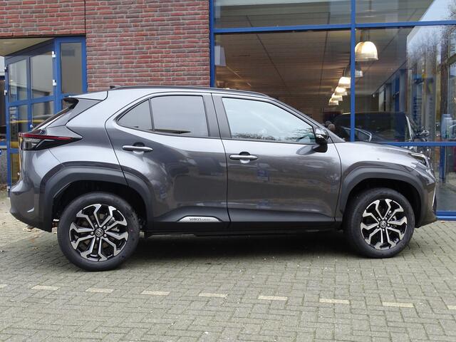 Toyota YARIS Cross 1.5 Hybrid 130 Dynamic +Comfort Pack