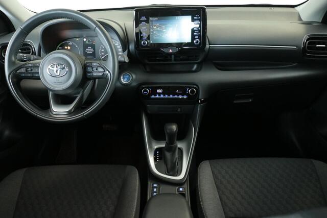 Toyota YARIS 1.5 Hybrid Active, Navi