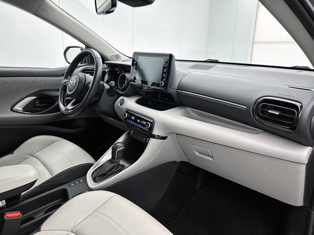 Toyota YARIS 1.5 Hybrid Executive | Premium uitgevoerd | Bi Color leder |