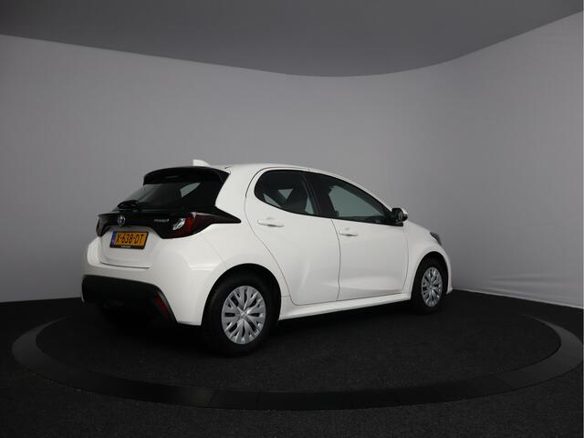 Toyota YARIS 1.5 Hybrid Active | Navigatie