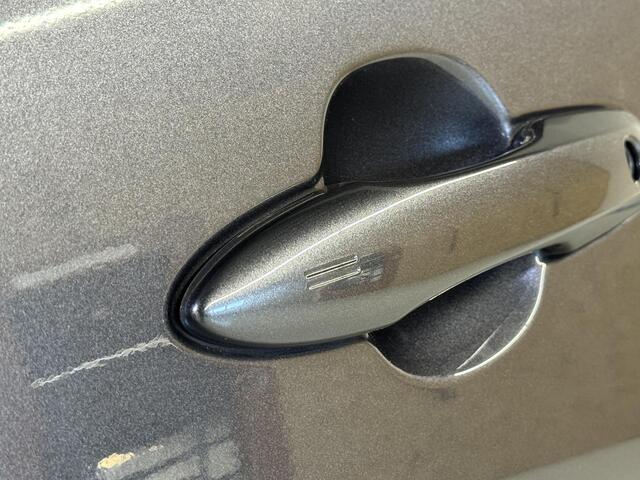 Toyota YARIS 1.5 Hybrid Dynamic | Carplay | LED | Keyless |