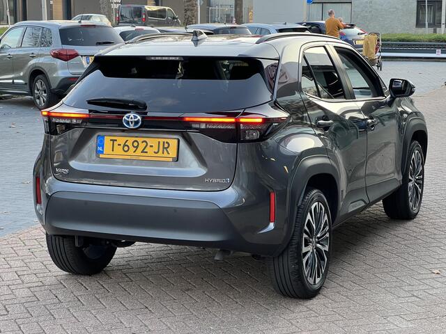 Toyota YARIS Cross 1.5 Hybrid Executive | Navigatie | Leder | BSM | Eerste eigenaar | Dealeronderhouden |
