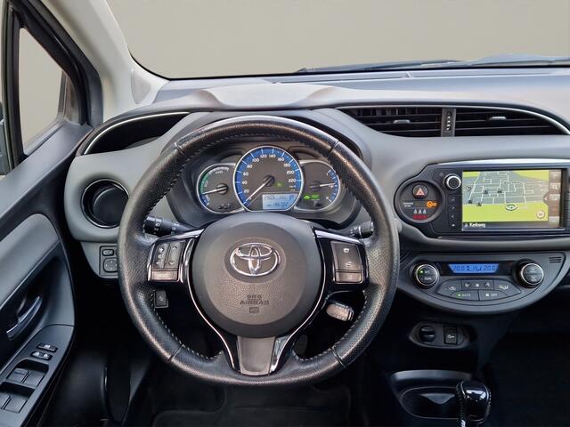 Toyota YARIS 1.5 Hybrid Dynamic Automaat - Navi - Camera