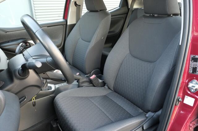 Toyota YARIS 1.5 VVT-i Active Benzine Handgeschakeld | Apple CarPlay & Androi