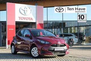 toyota-yaris-1.5-vvt-i-active-benzi