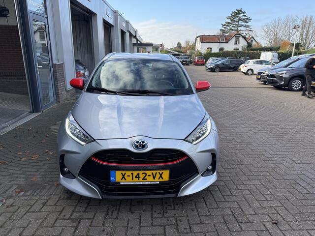 Toyota YARIS 1.5 Hybrid Dynamic