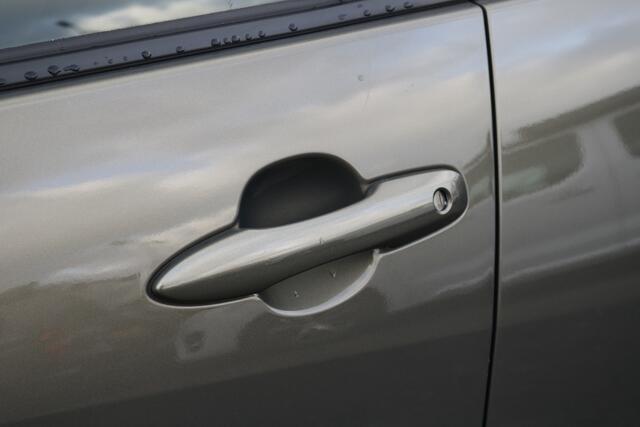 Toyota YARIS 1.5 Hybrid Active