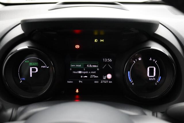 Toyota YARIS 1.5 Hybrid Executive Full Leder | Blindspot| Parkeersensoren V+A | 17"LMV | Stoelverw | Bi Tone|