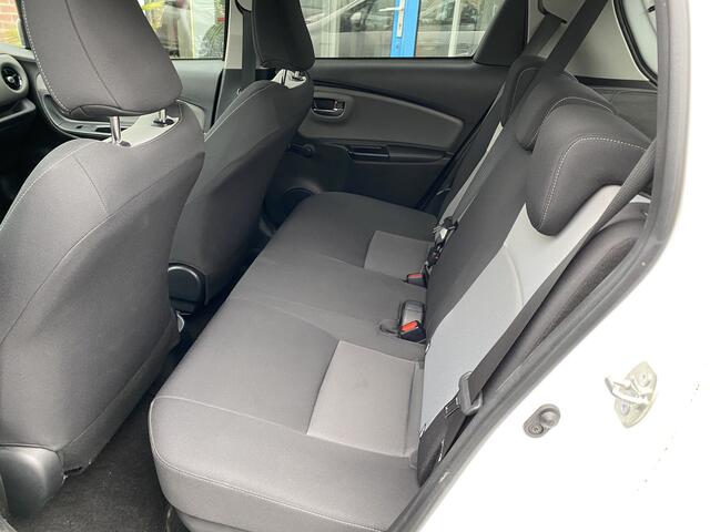 Toyota YARIS 1.5 Hybrid Dynamic Apple Carplay/Android Auto