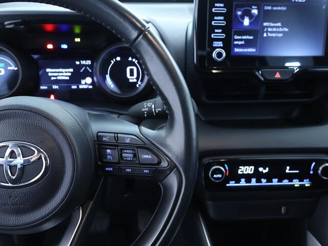 Toyota YARIS 1.5 Hybrid Dynamic Licht Metalen velgen | Achteruitrijcamera | Mistlampen | Apple Carplay Android auto