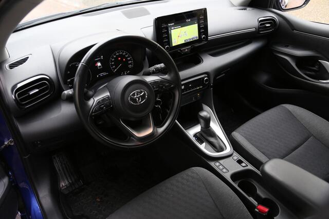 Toyota YARIS 1.5 Hybrid Active Navi Camera ACC