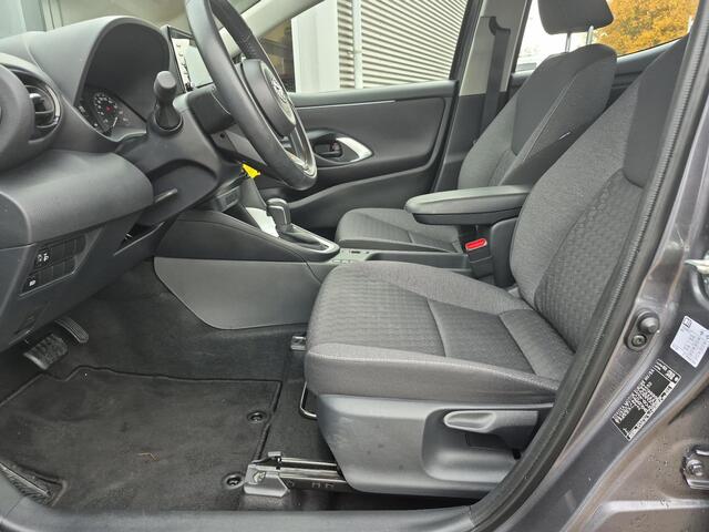 Toyota YARIS 1.5 Hybrid Active **NAVIGATIE/ PARKEERCAMERA/ GARANTIE**