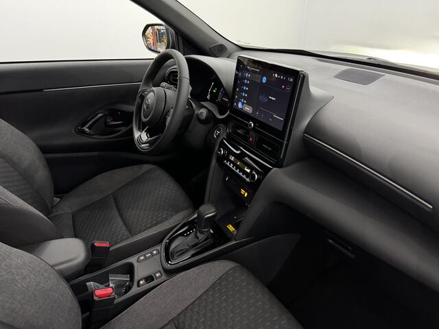 Toyota YARIS Cross 1.5 Hybrid 130 Dynamic Clima, Camera, Apple carplay, Winterpakket, Keyless start, Stuur verwarmd, 3 jaar garantie